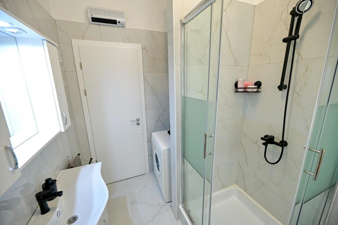 Luxury Laura Apartmán